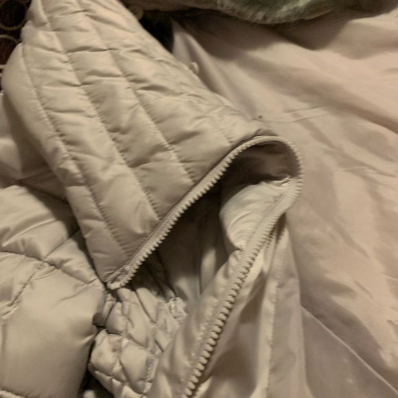 Women’s winter Coat worn only ones in perfect condition - Picture 6 of 7